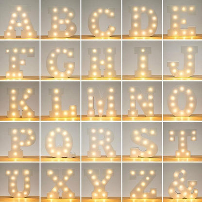 Lampe de Chevet | LETTRE